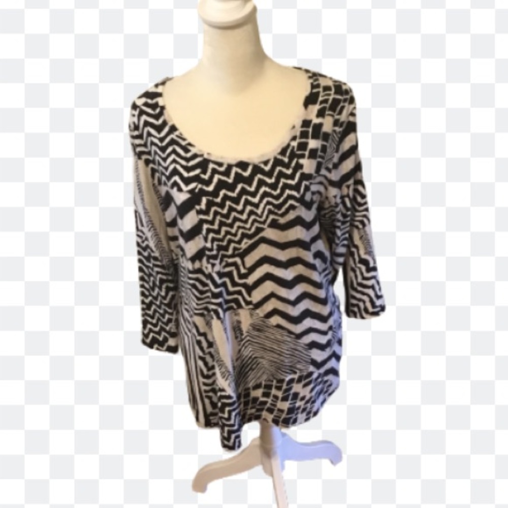 Chico’s Versatile Top EUC Sz L 14/16 (Chico’s Sz 3)